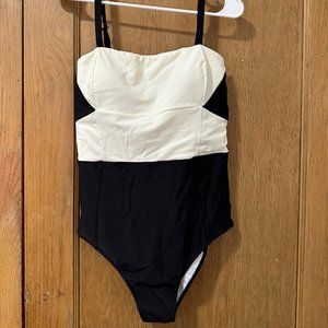NWT Summersalt the Sunbather one piece swimsuit | Black and Cream